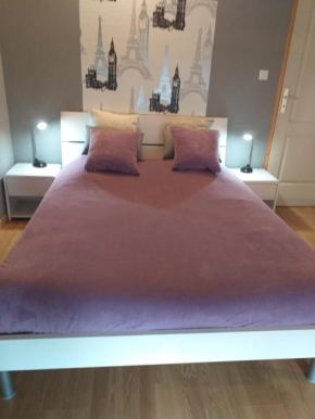 Hotels in Raincourt
